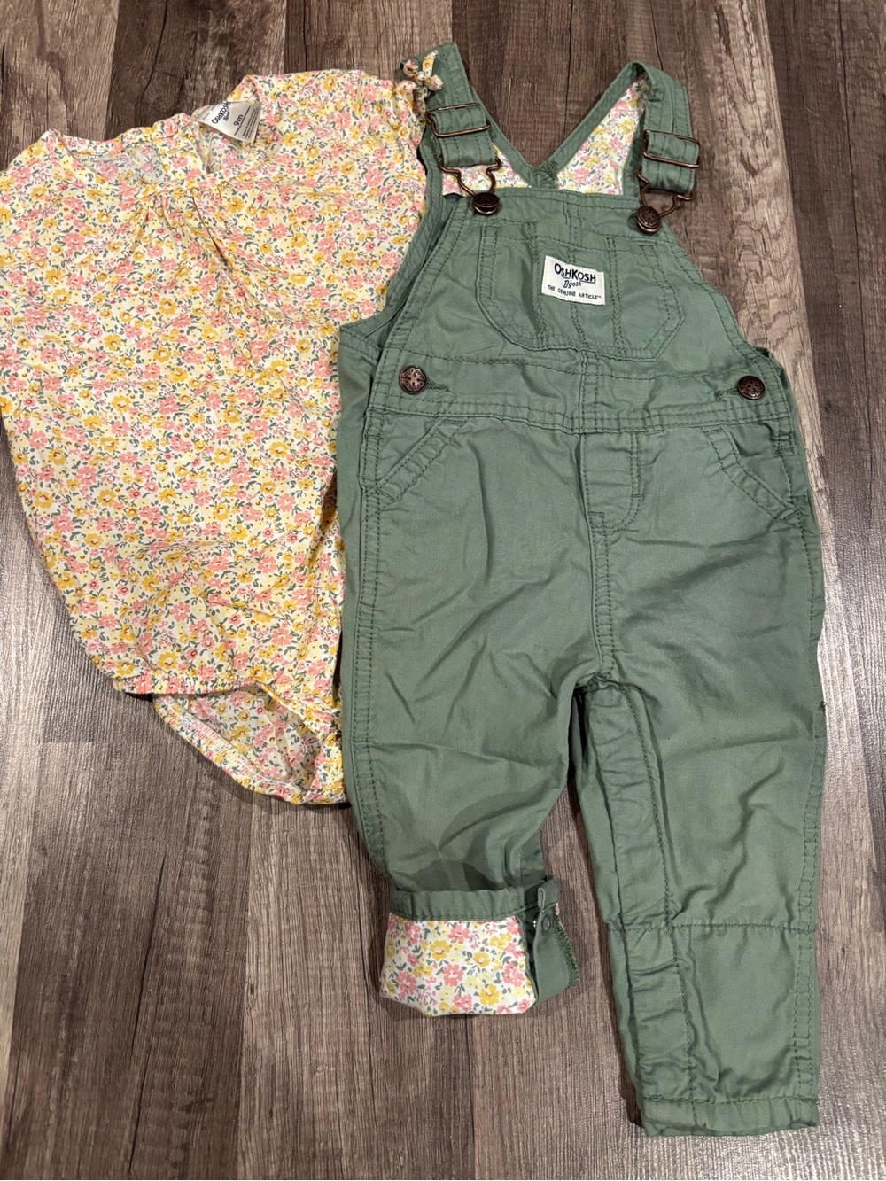 OshKosh B'gosh Green Overalls with Yellow Floral Top